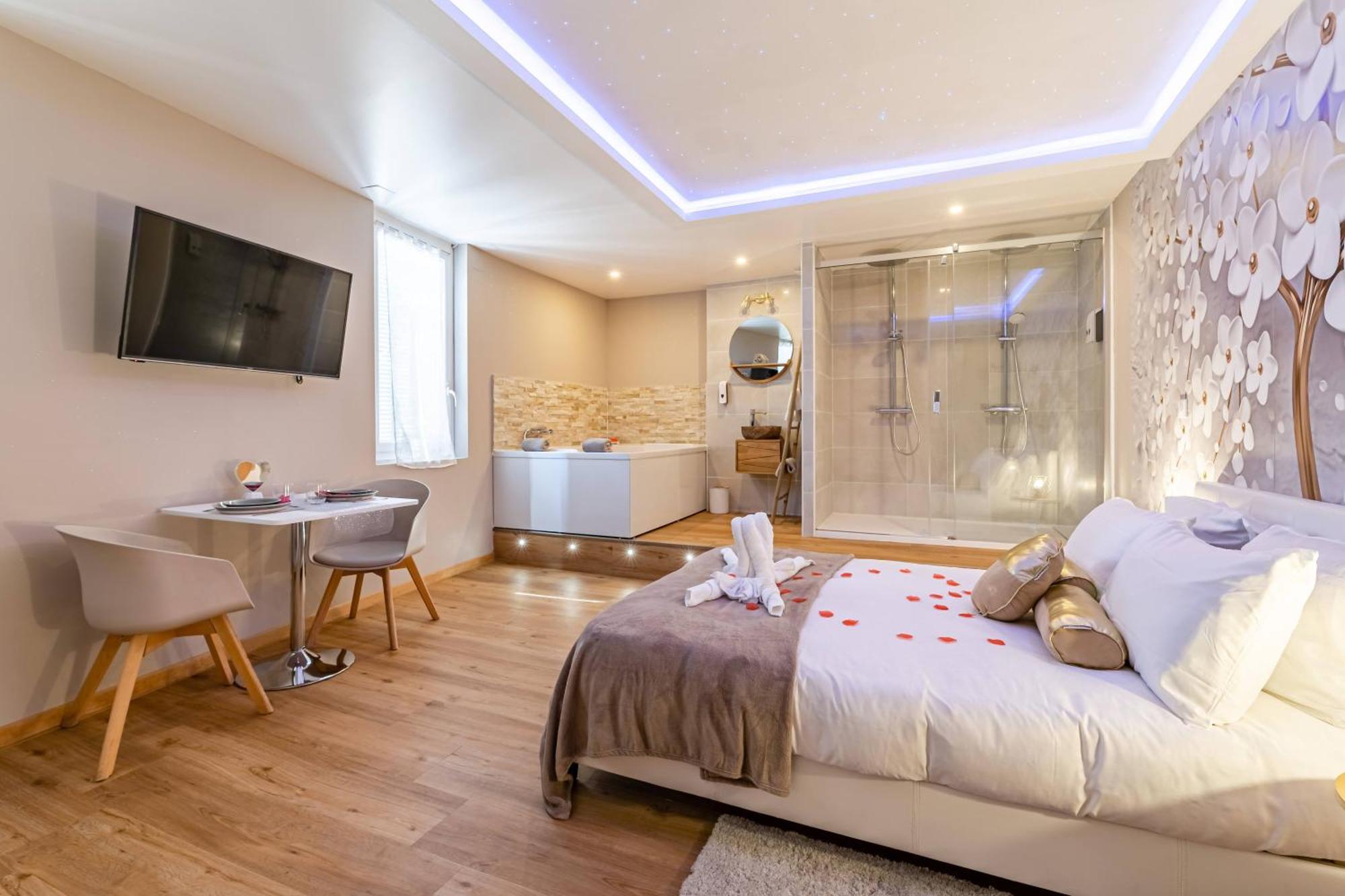 Studio Love Room Spa Baignoire Double La Ciotat Centre Port Exterior foto